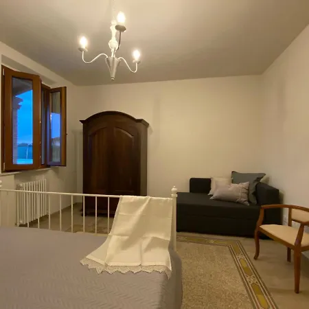 Casa Corte Cristofano Sulla Via Francigena
