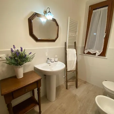 Casa Corte Cristofano Sulla Via Francigena